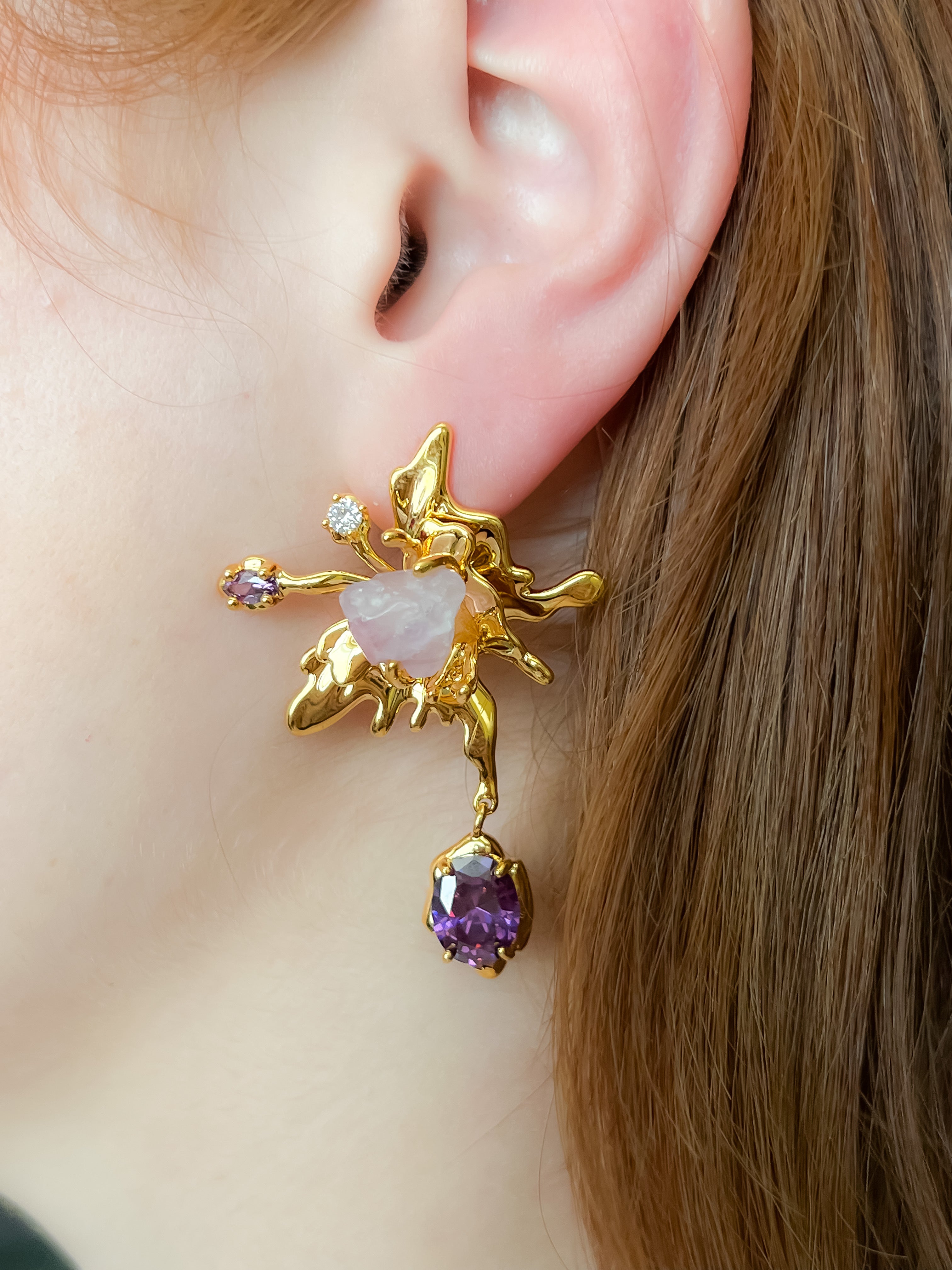 Aretes mariposas con amatista y perlas