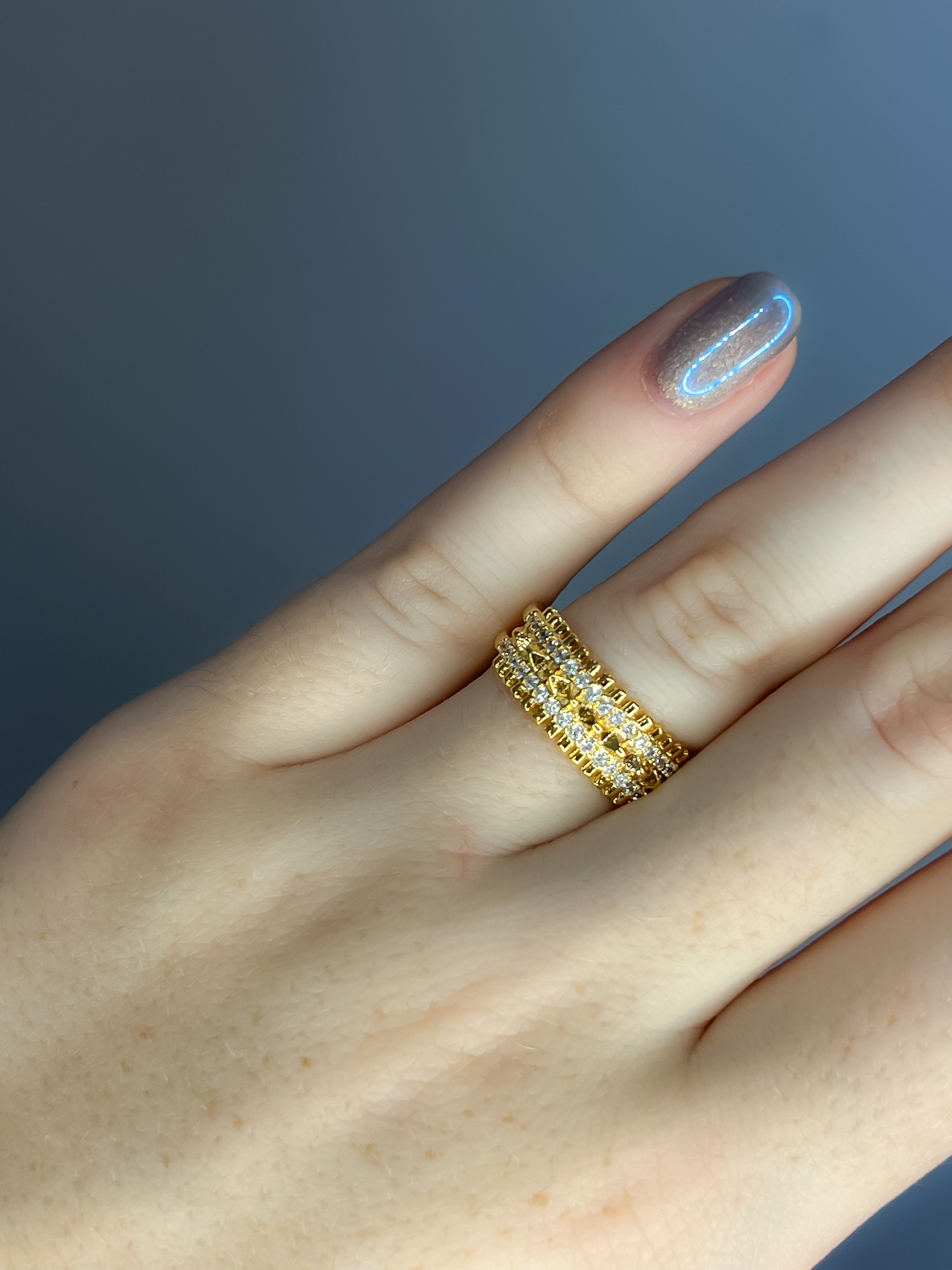Anillo ajustable zirconias