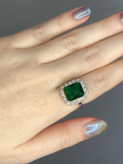 Anillo Esmeralda con Halo