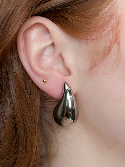 Aretes gota plateado