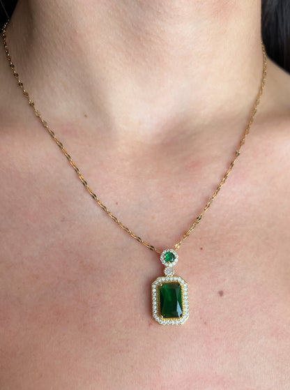 Collar con dije de esmeralda